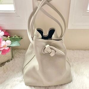 Vasic Bond Mini Bag Leather Tote in Ivory